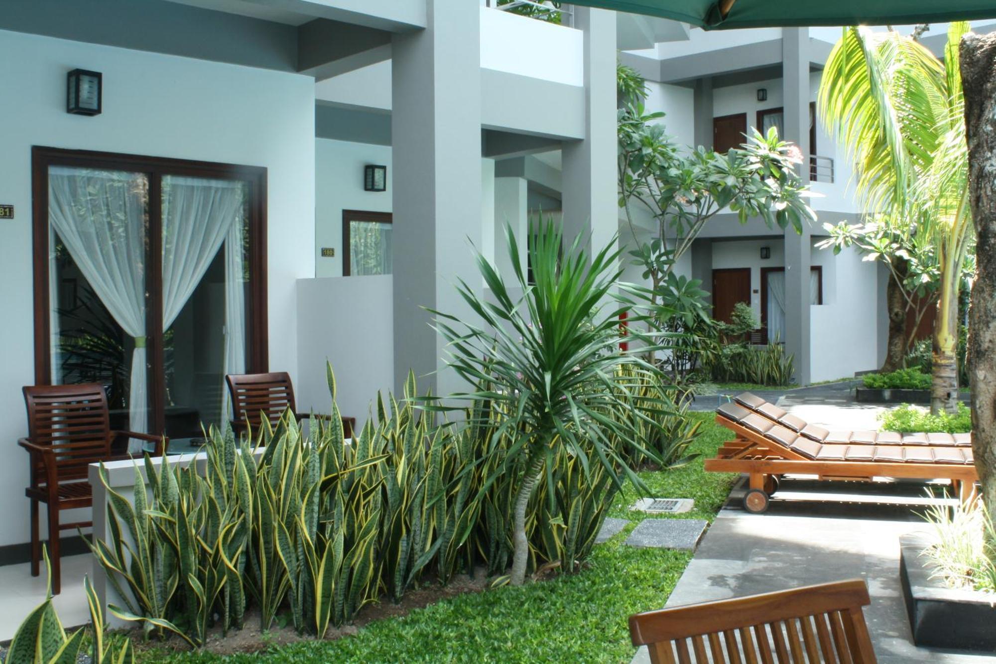 Lombok Garden Hotel Mataram Zewnętrze zdjęcie