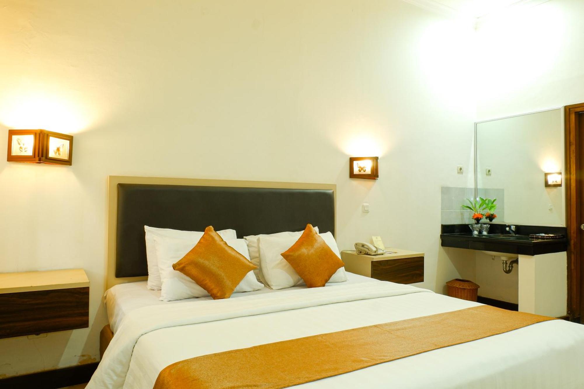 Lombok Garden Hotel Mataram Zewnętrze zdjęcie