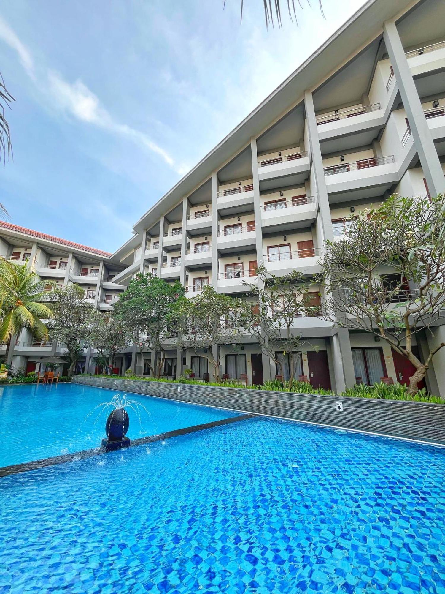 Lombok Garden Hotel Mataram Zewnętrze zdjęcie