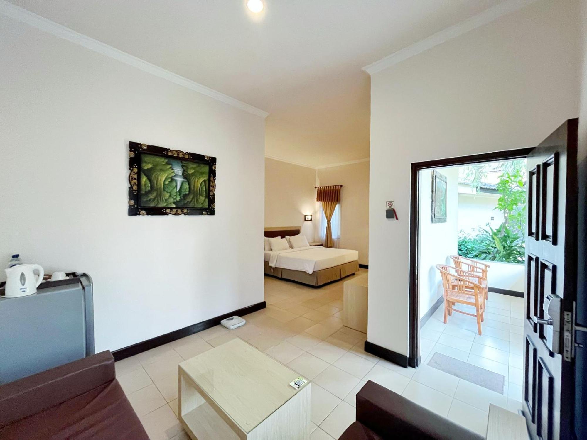 Lombok Garden Hotel Mataram Zewnętrze zdjęcie